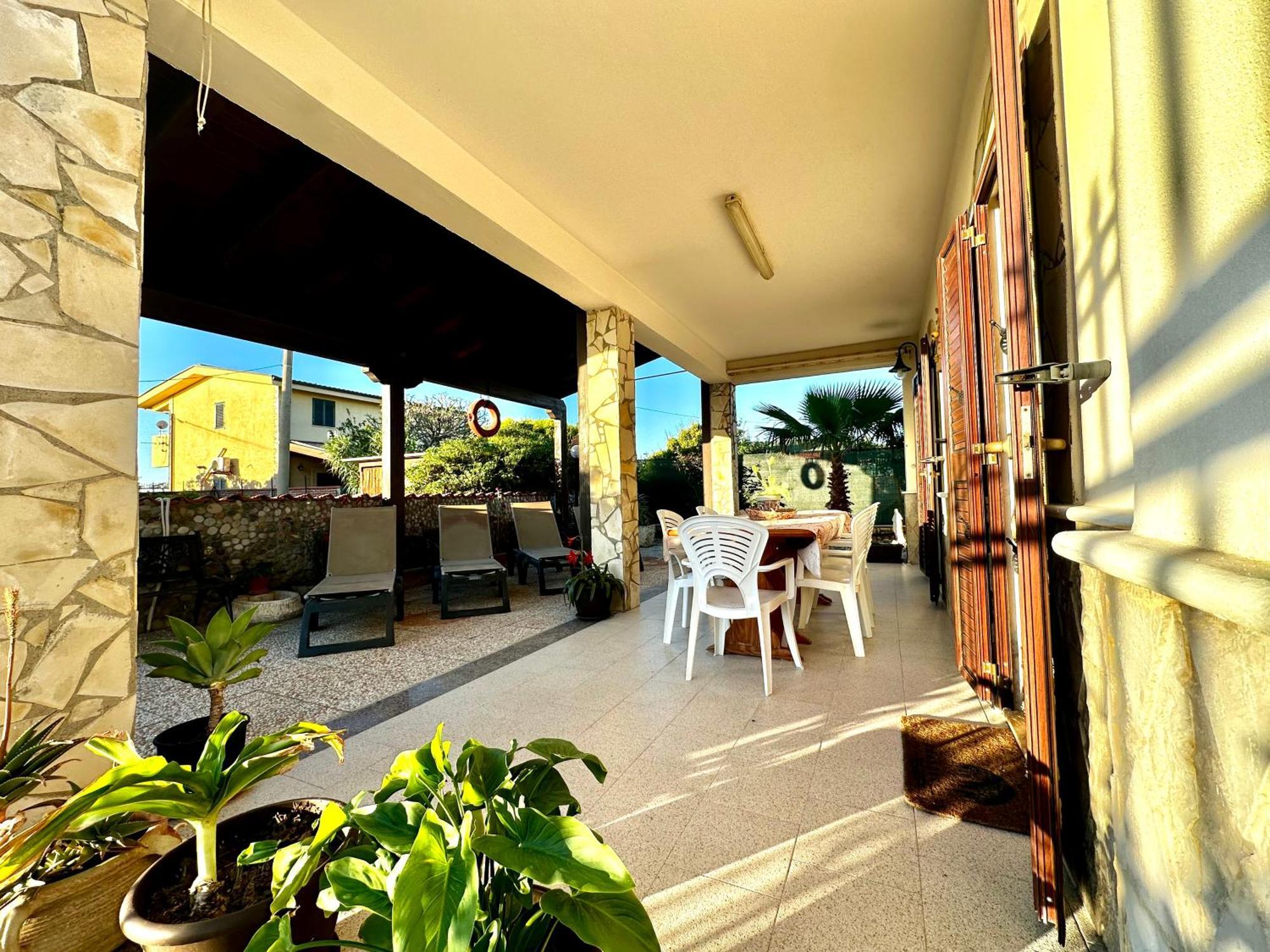 Casa Del Sole Apartment Campofelice Di Roccella Ngoại thất bức ảnh