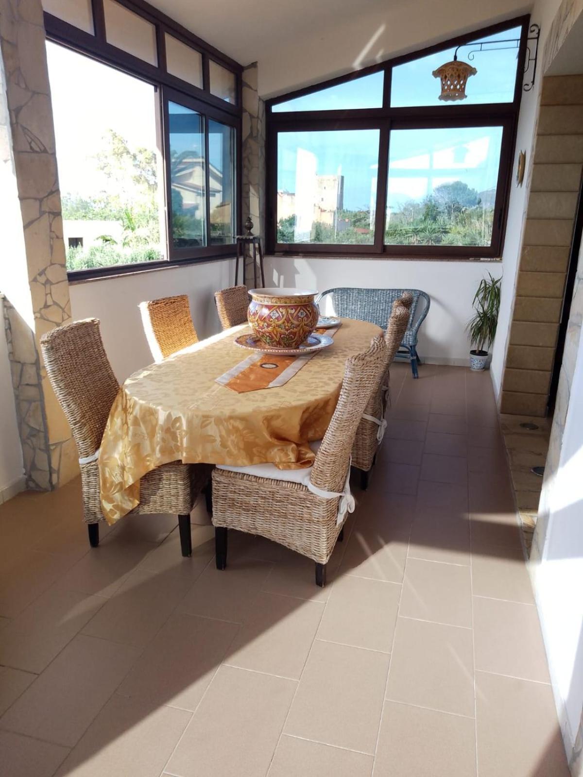 Casa Del Sole Apartment Campofelice Di Roccella Ngoại thất bức ảnh